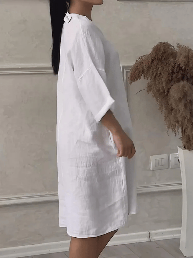 Aeris - Effortless V-Neck Dress