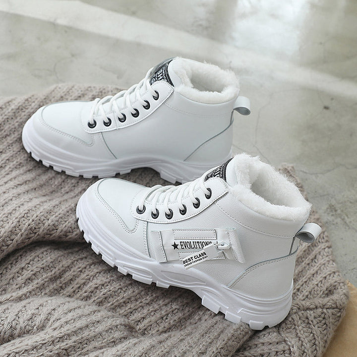 Naomie - Trendy Classic Boots