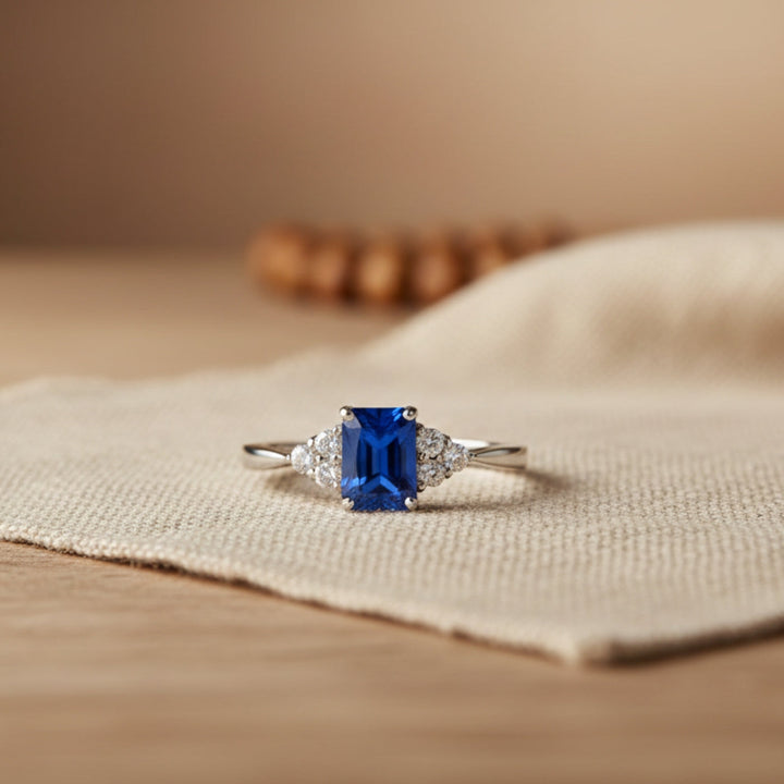 Arlisse - Prism Crest Ring