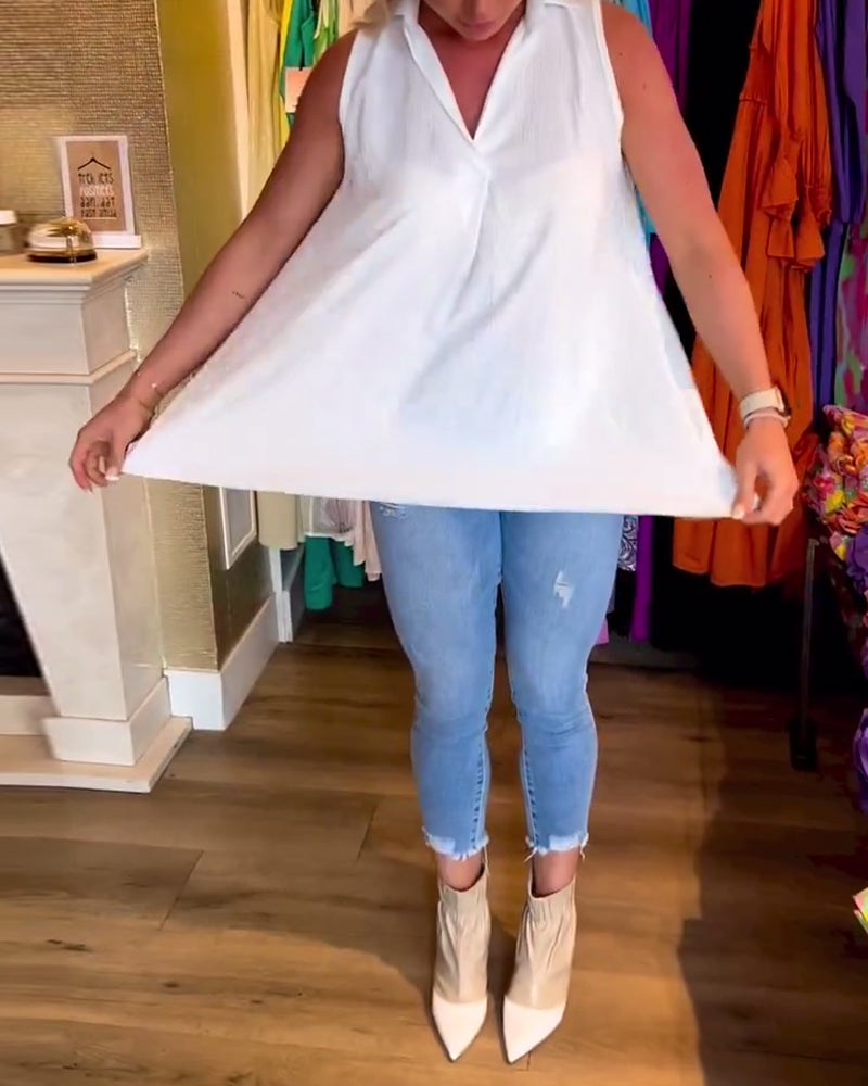 Calyx - Elegant V-neck Top