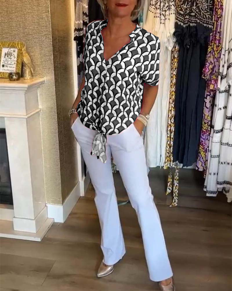 Zarae - Geometric Print Top