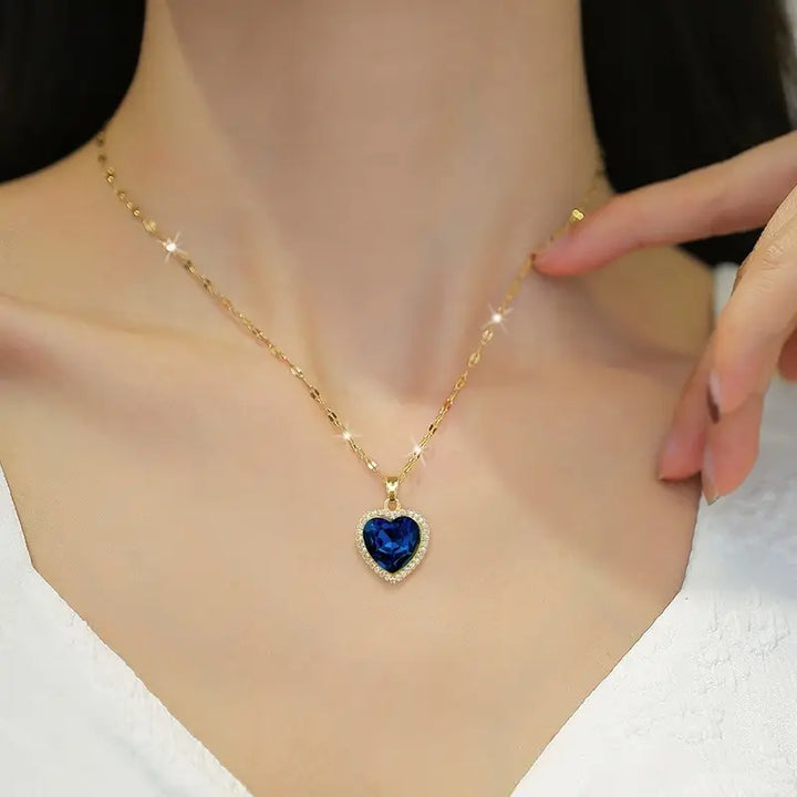 Jaselle - Royal Heart Necklace