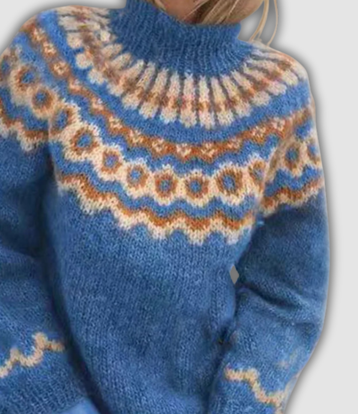 Daniella - Cozy Charm Pullover