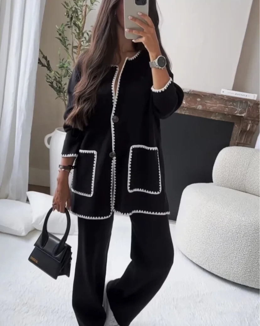 Alicia - Chic Contrast Set