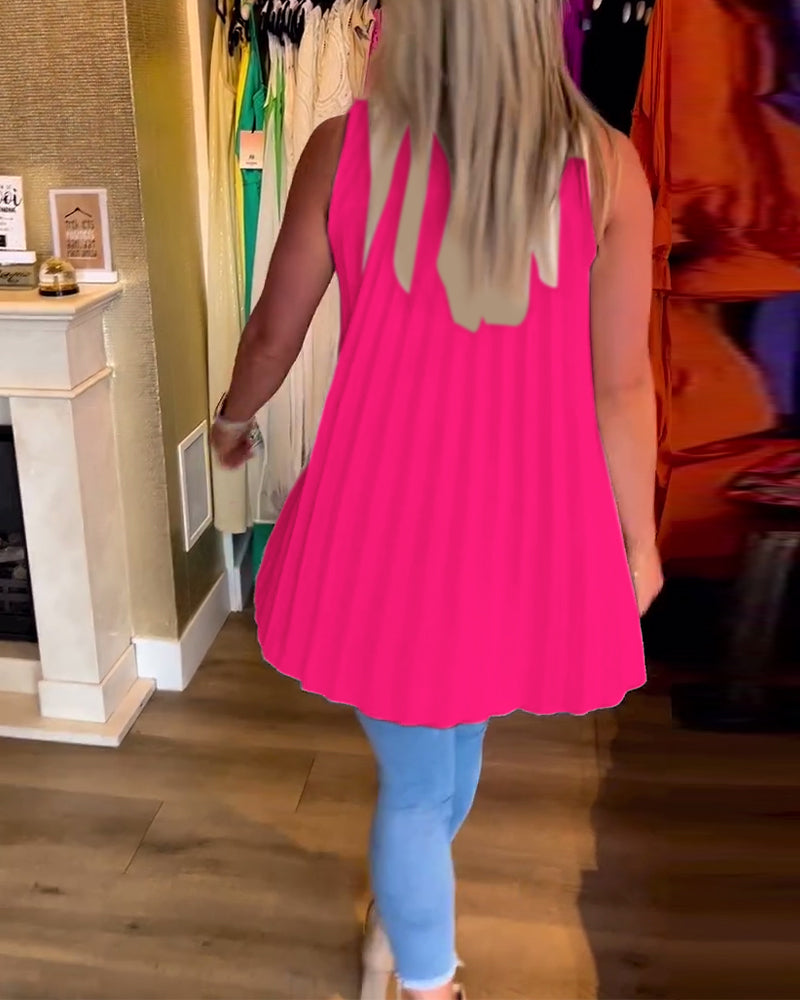 Calyx - Elegant V-neck Top