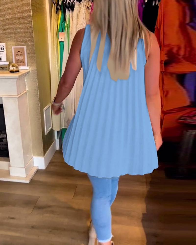 Calyx - Elegant V-neck Top