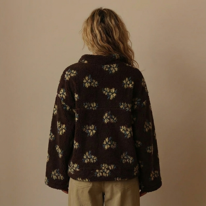 Kiana - Cozy Floral Sweater