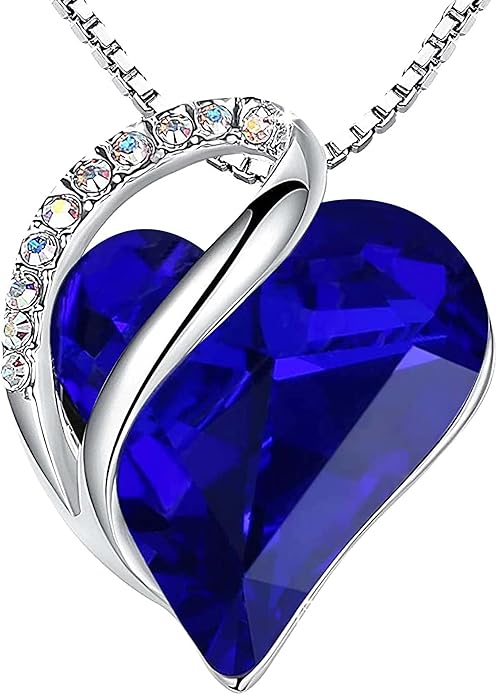 Selorie - Crystal Heart Necklace