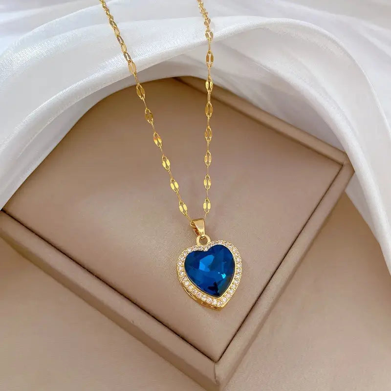 Jaselle - Royal Heart Necklace