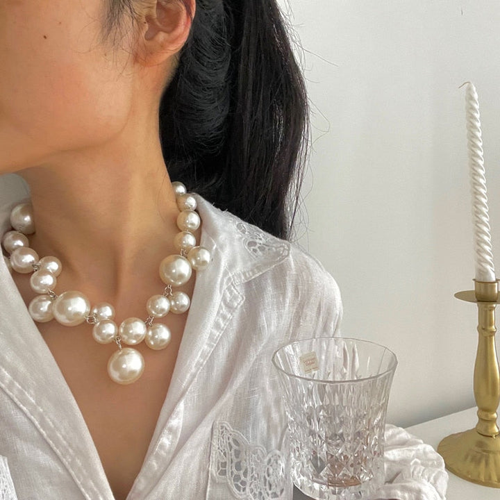 Londa - Elegant Pearl Necklace