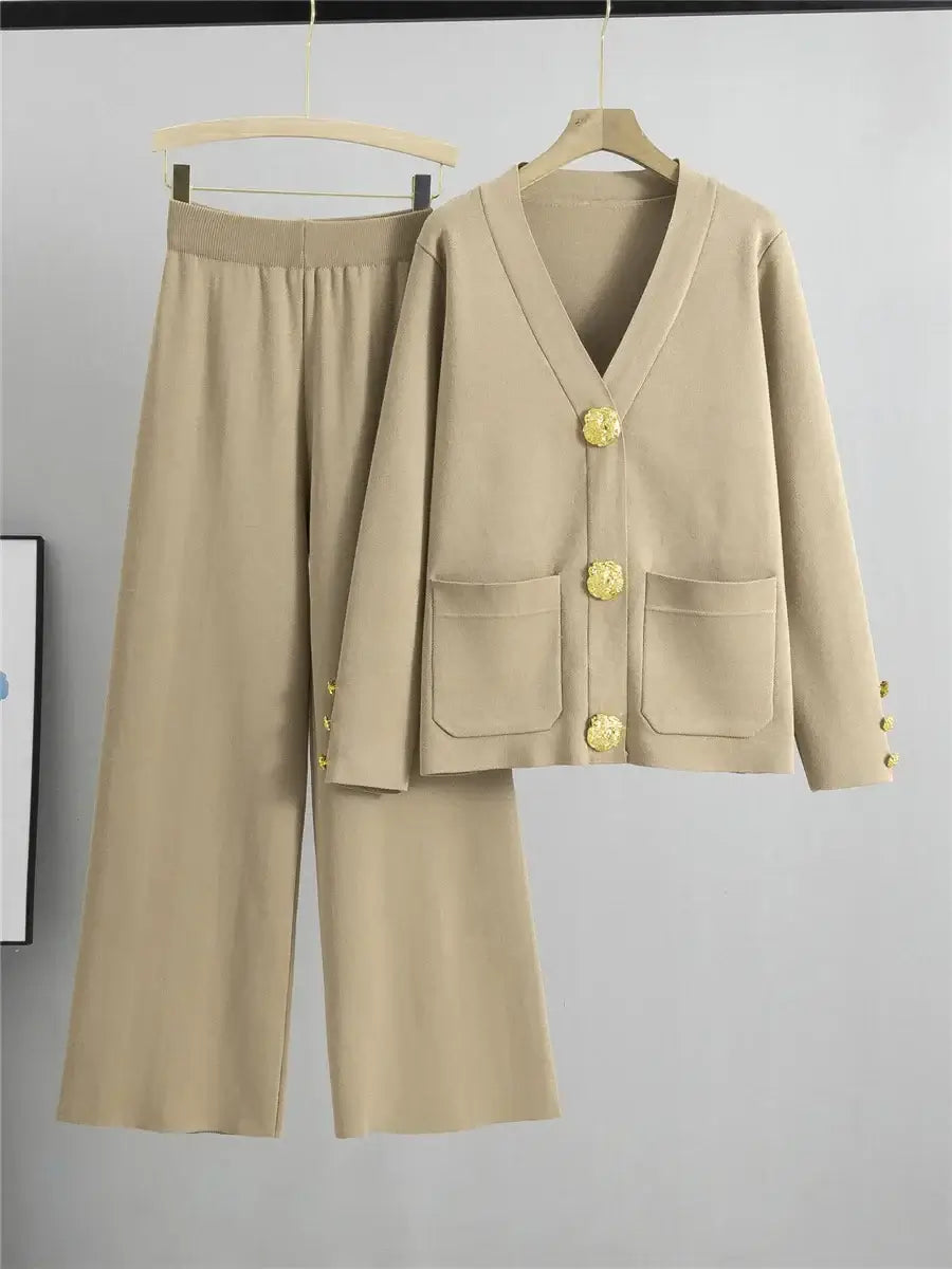 Livia - Buttoned Lounge Set