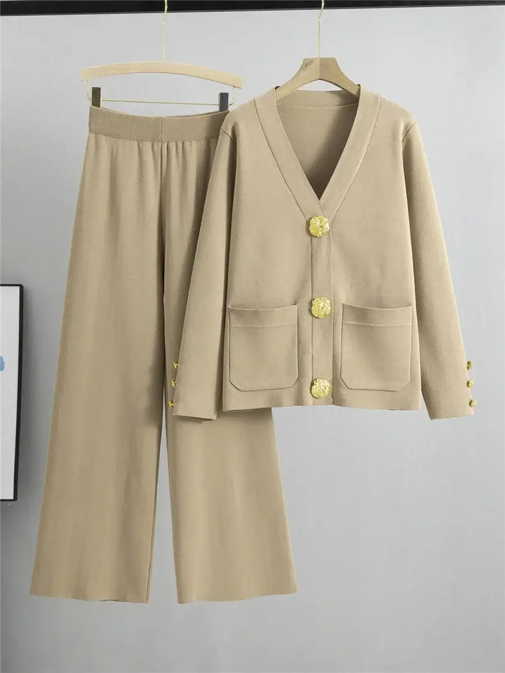 Livia - Buttoned Lounge Set