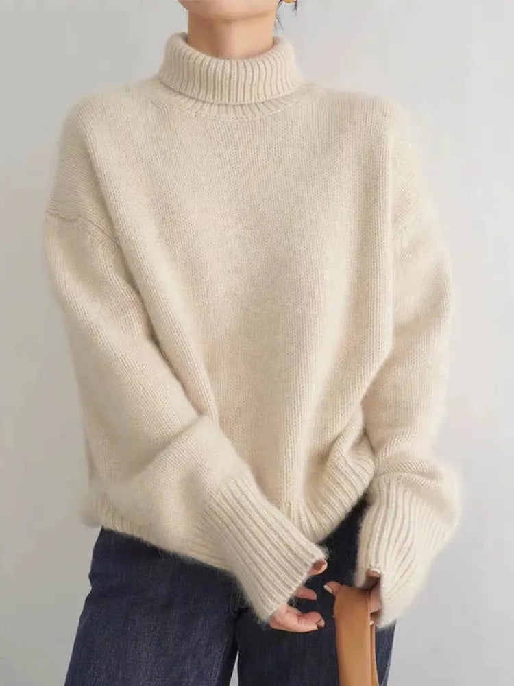 Eleanor - Classic Turtleneck Sweater