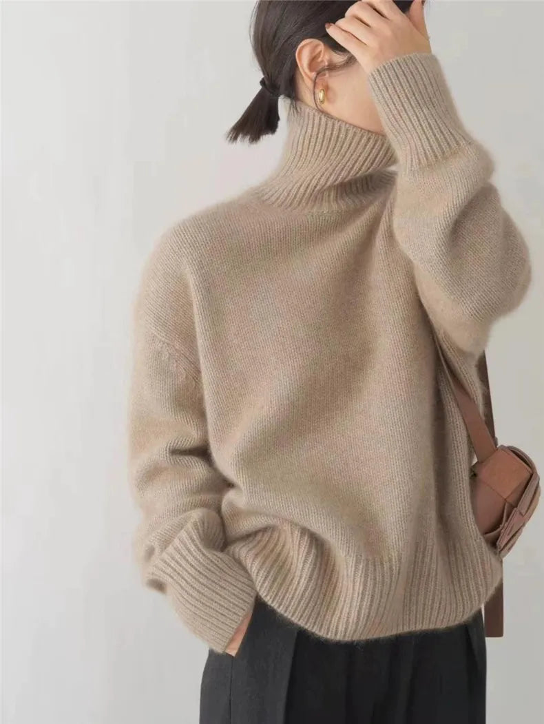 Eleanor - Classic Turtleneck Sweater