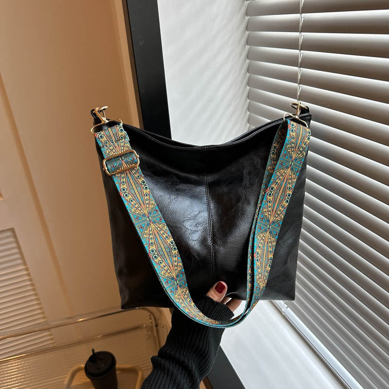 Zarina - Boho Strap Bag