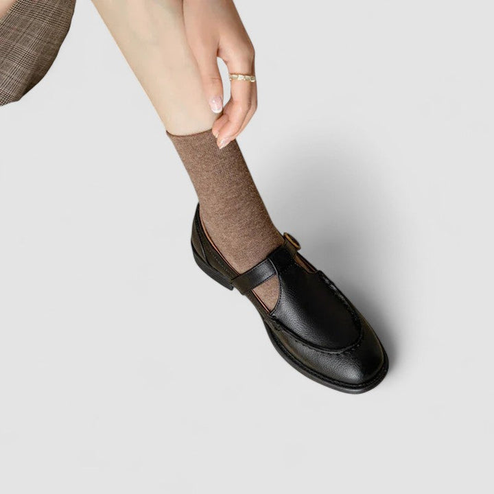 Claudia - Timeless Fashion Shoes