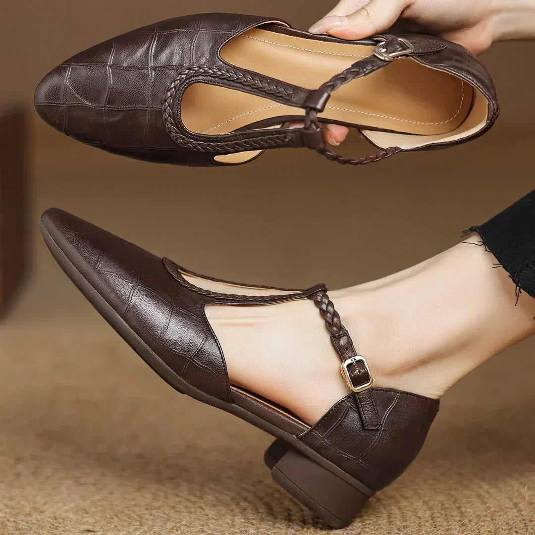 Mireille - Vintage Charm Sandals