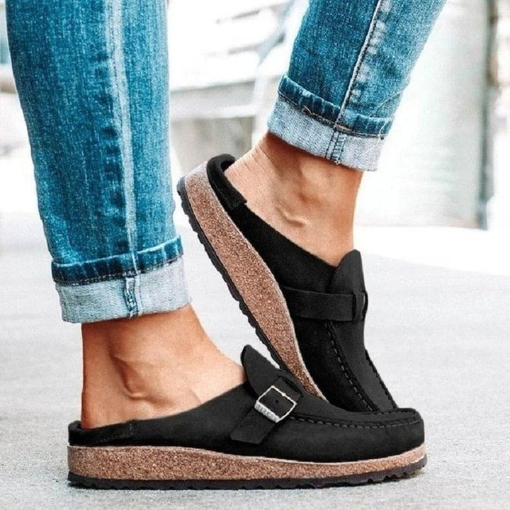 CLARA - Casual Comfort Clogs
