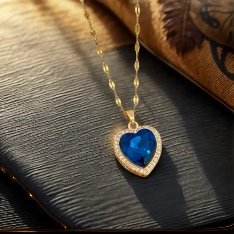 Jaselle - Royal Heart Necklace