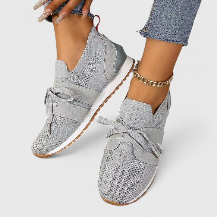 Mikhailah | Comfortable Sneaker