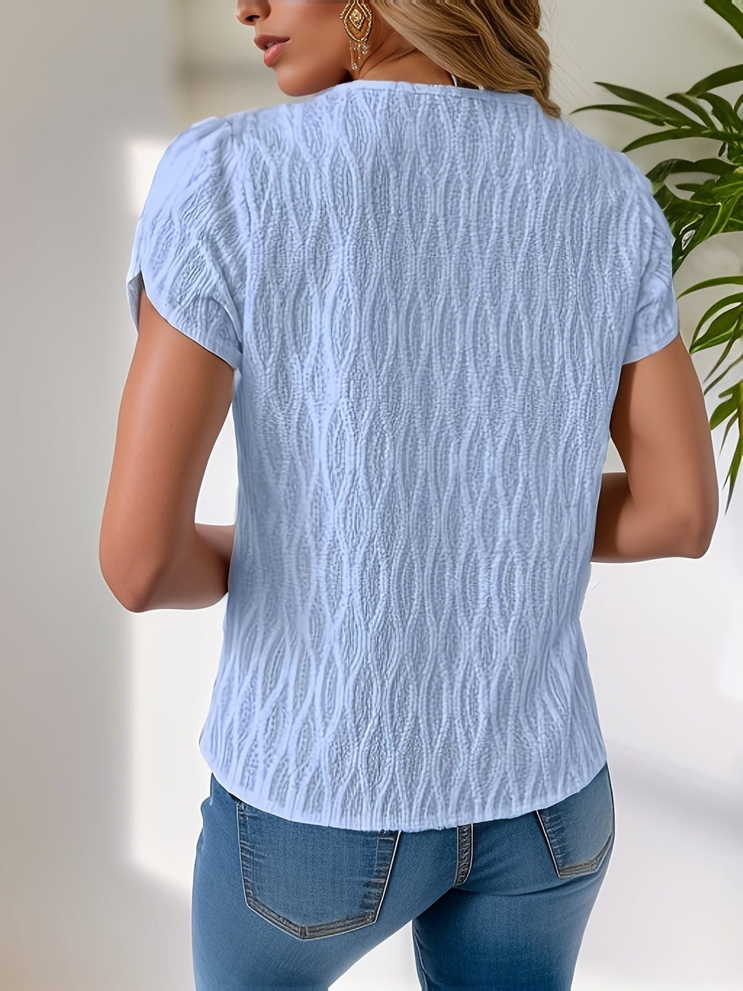 Zelinia - Elegant Textured Blouse