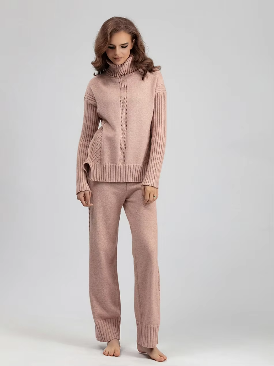Adriana - Cozy Turtleneck Set