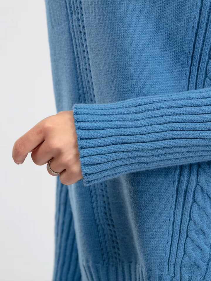 Adriana - Cozy Turtleneck Set