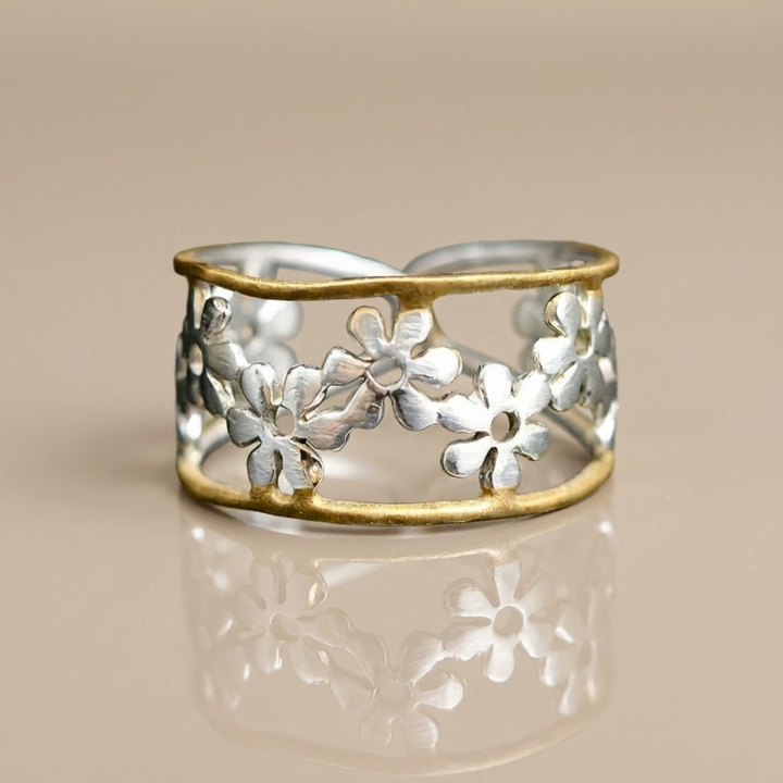 Charlie - Floral Grace Ring