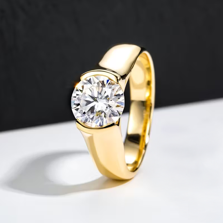 Sherly - Round Solitaire Gold Zirconia Ring