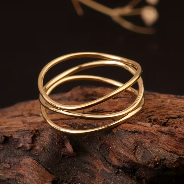 Baneza - Triple Layer Intertwined Ring