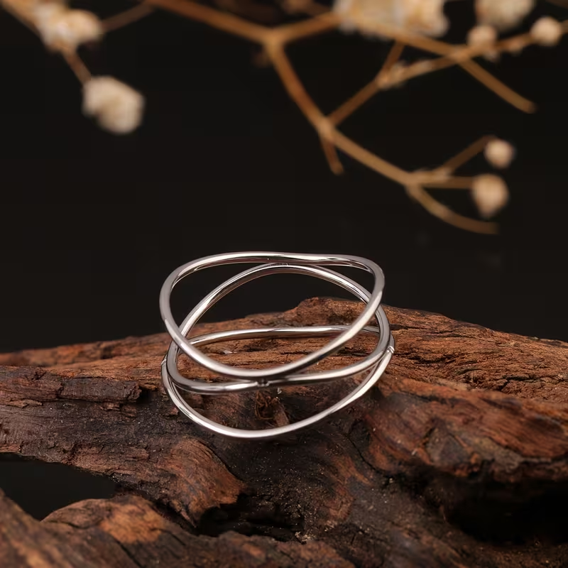 Baneza - Triple Layer Intertwined Ring