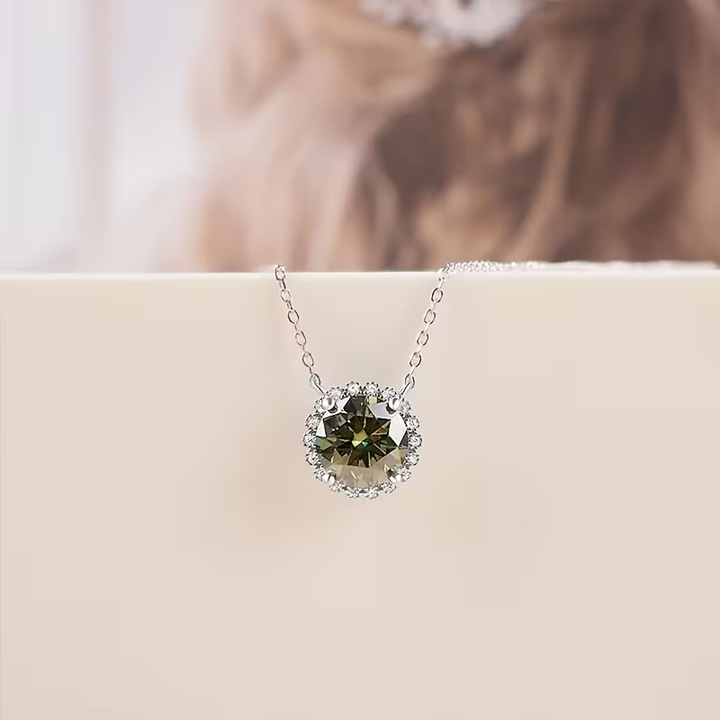 Zarla - Moss Agate Geometric Round Necklace