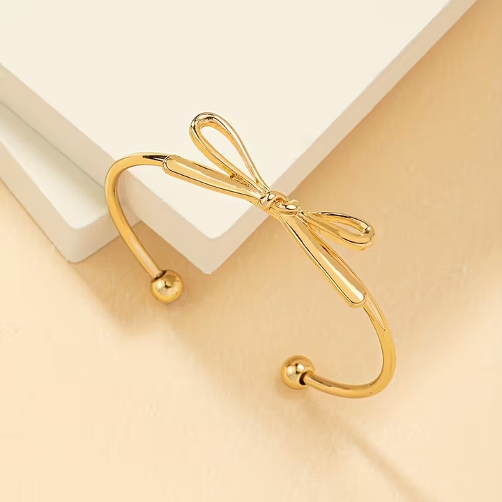 Hershey - Vintage Gold Bow Open Bracelet