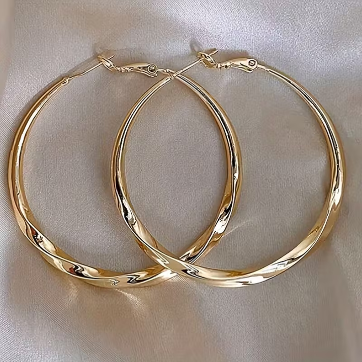 Gandra - Elegant Hoop Earrings