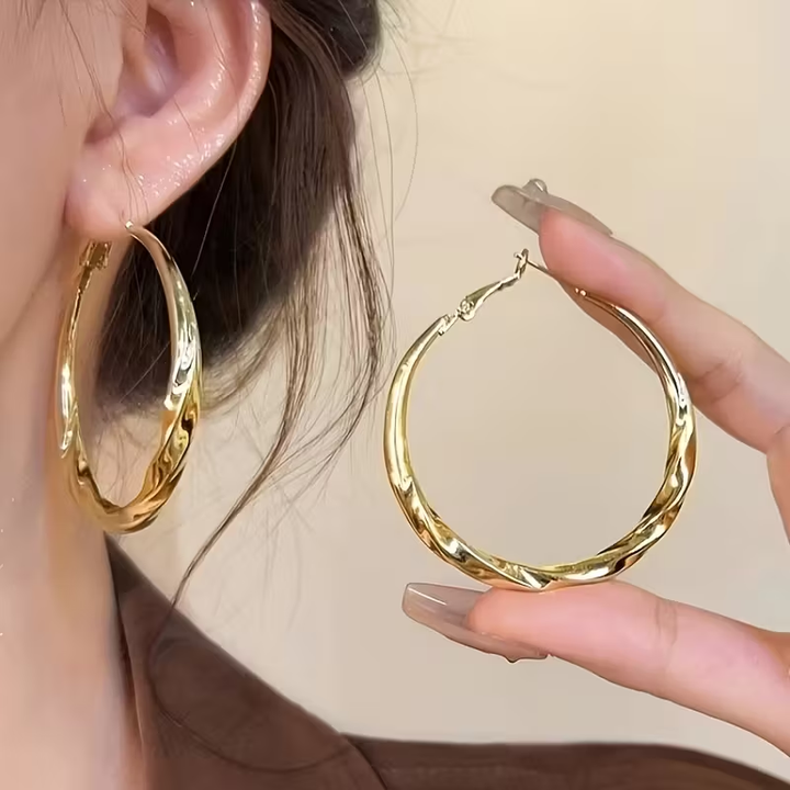 Gandra - Elegant Hoop Earrings