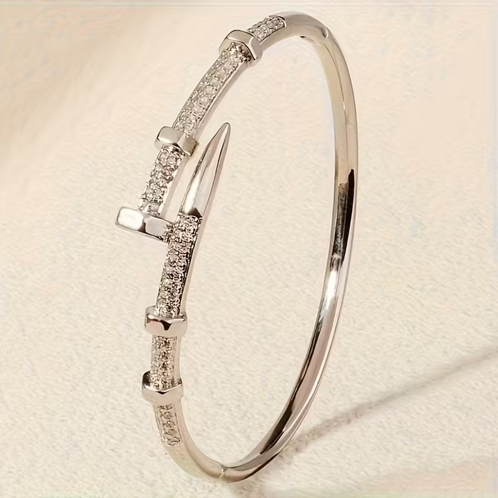 Dolly - Adjustable Glam Bracelet