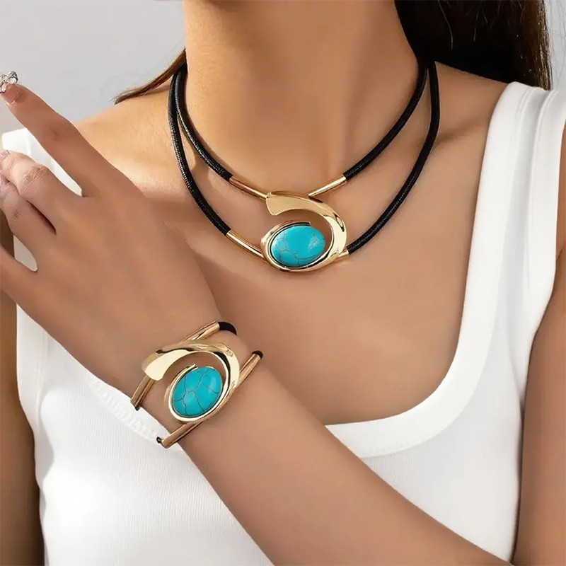 Patricia - Vintage Boho Necklace & Bracelet Set