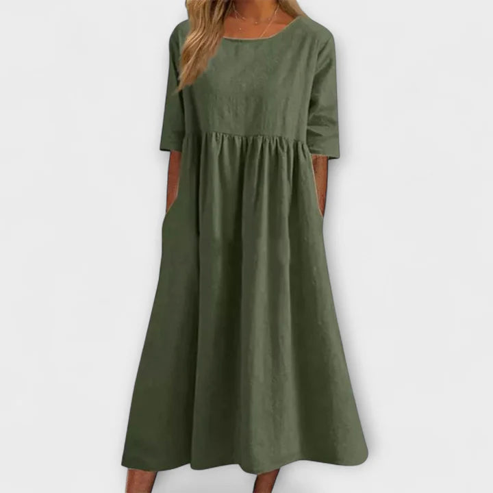 Thania - Bold Chic Dress