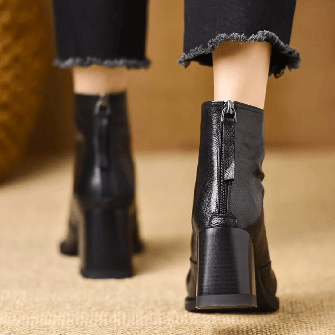 Tynah | Ergonomic Boots