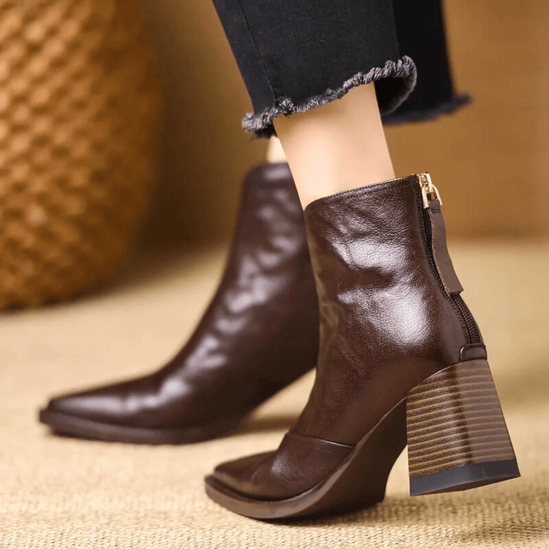 Tynah | Ergonomic Boots